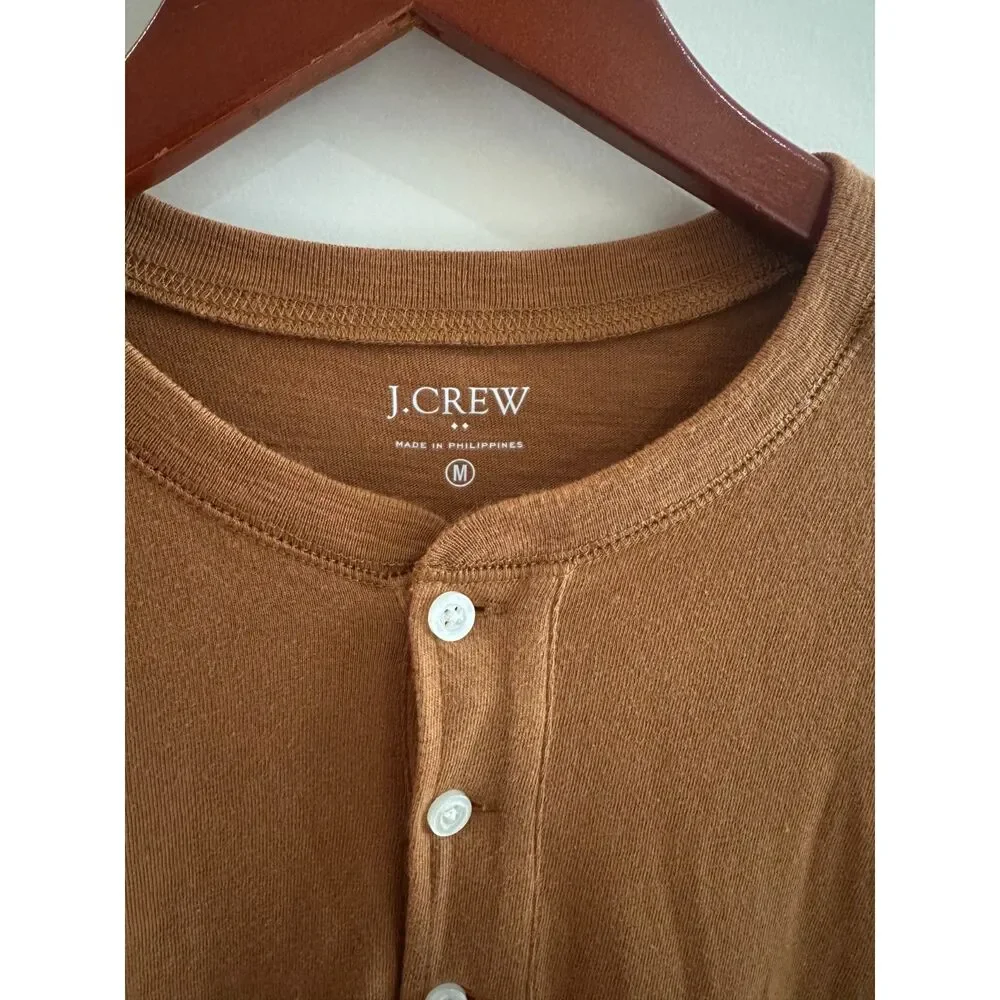 J.Crew Men’s 2-Piece Top Bundle - Sweater & Henley Shirt - Medium